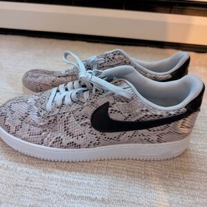Nike Snake Print Athletic Shoes - Black and Cream